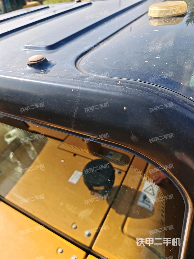 座椅右侧控制台/钥匙门/油门/含右手柄（驾驶室部分）