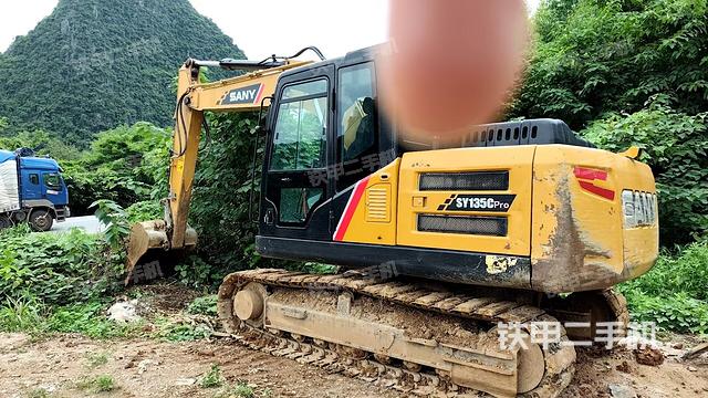 三一重工SY135C挖掘機