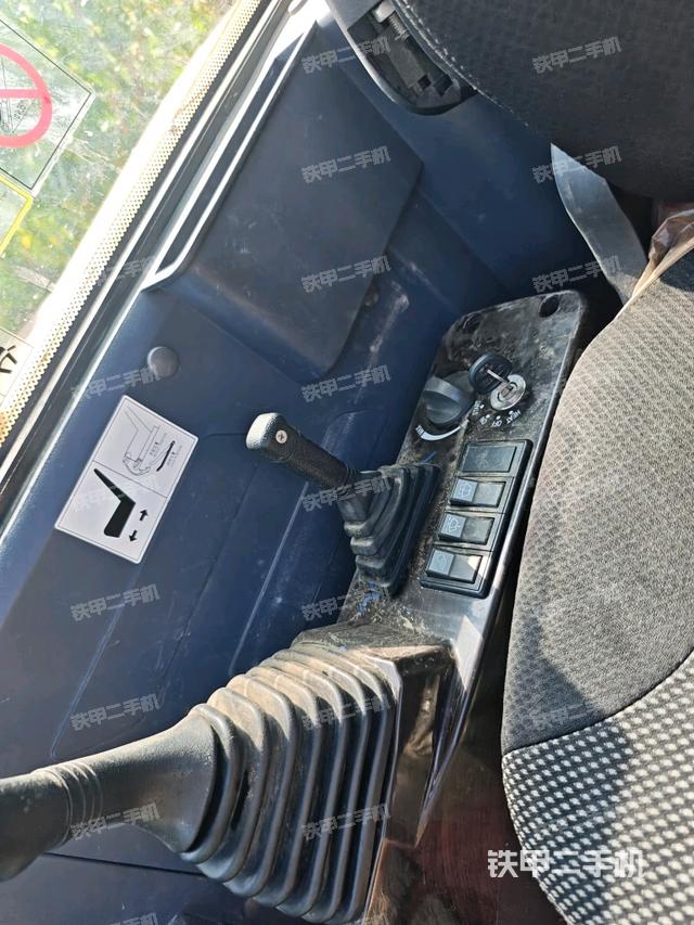 显示屏 （驾驶室部分）