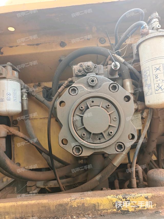 液壓泵室(大件艙室) 液壓泵室(大件艙室)