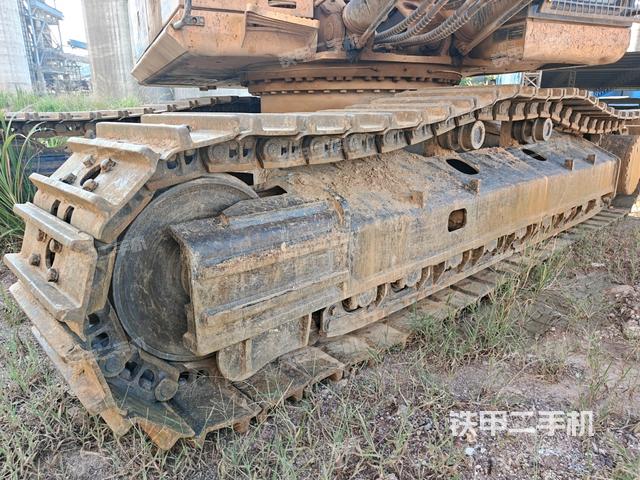 右侧履带整体（行走机构）