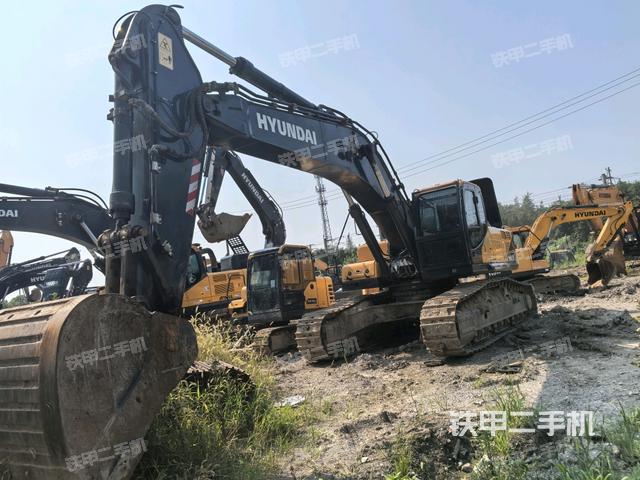 現(xiàn)代R395LVS挖掘機