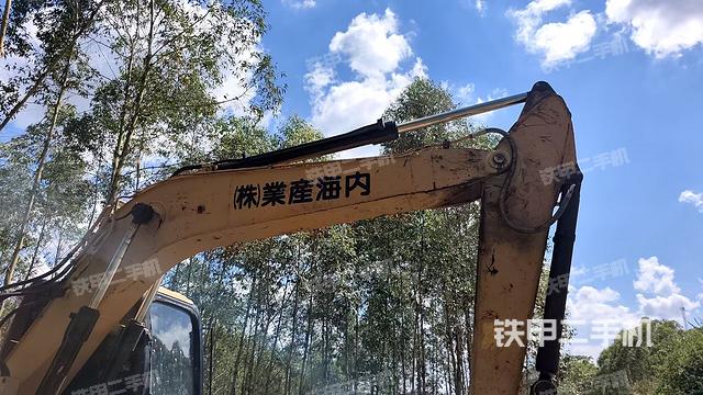大臂油缸整體?豎拍(工作和回轉(zhuǎn)裝置) 大臂油缸整體?豎拍(工作和回轉(zhuǎn)裝置)
