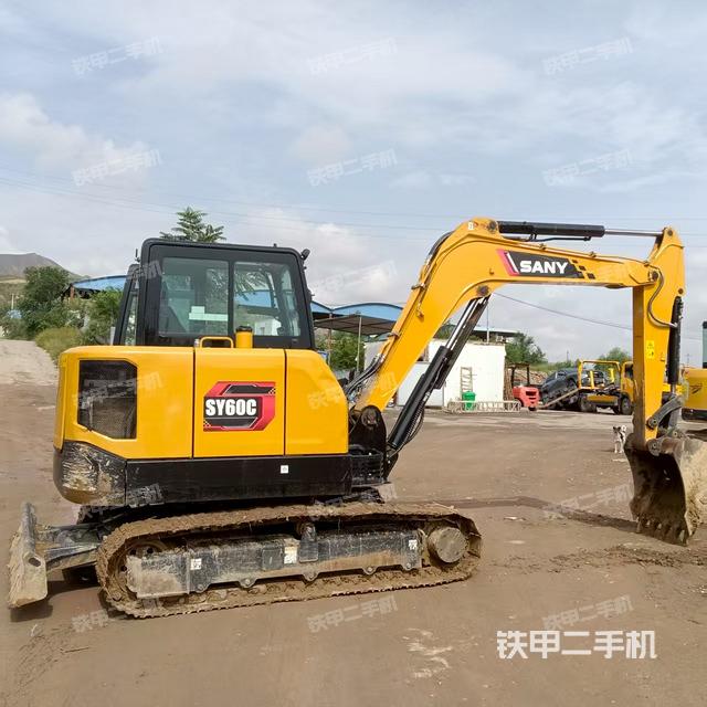 整机右后45°(整机外观) 整机右后45°(整机外观)