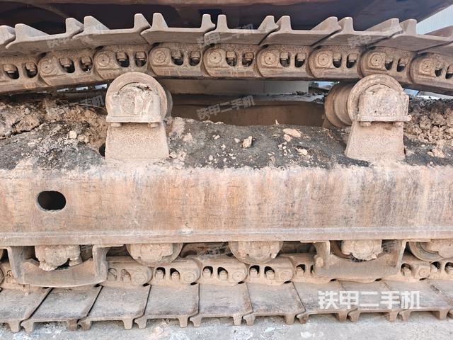左驅(qū)動(dòng)輪(行走機(jī)構(gòu)) 左驅(qū)動(dòng)輪(行走機(jī)構(gòu))
