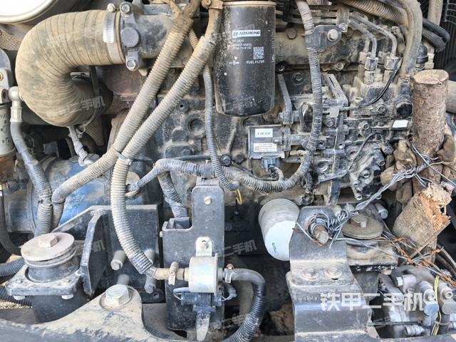 发动机室（上车部件）