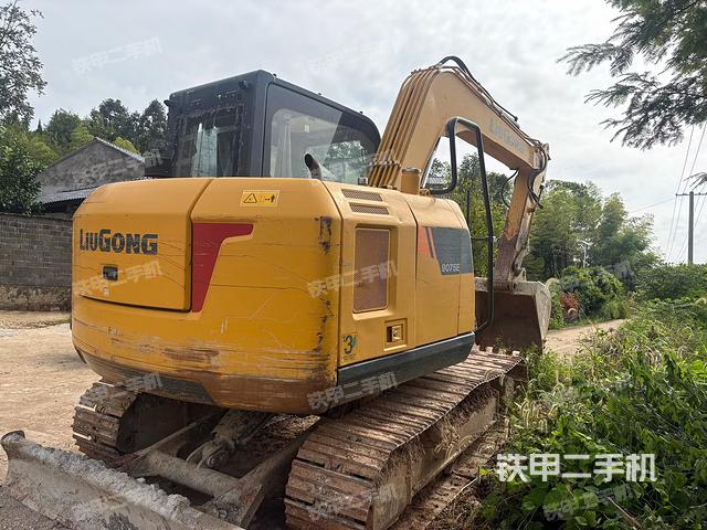 整機(jī)右后45°(整機(jī)外觀) 整機(jī)右后45°(整機(jī)外觀)