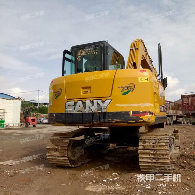 整機右后45°(整機外觀) 整機右后45°(整機外觀)