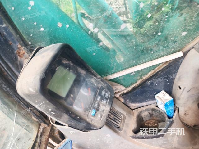 顯示屏?(駕駛室部分) 顯示屏?(駕駛室部分)