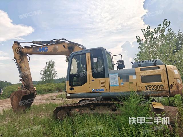 右后45(整機(jī)外觀) 右后45(整機(jī)外觀)