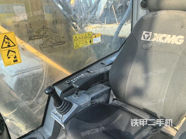后窗玻璃角標(biāo)(駕駛室部分) 后窗玻璃角標(biāo)(駕駛室部分)