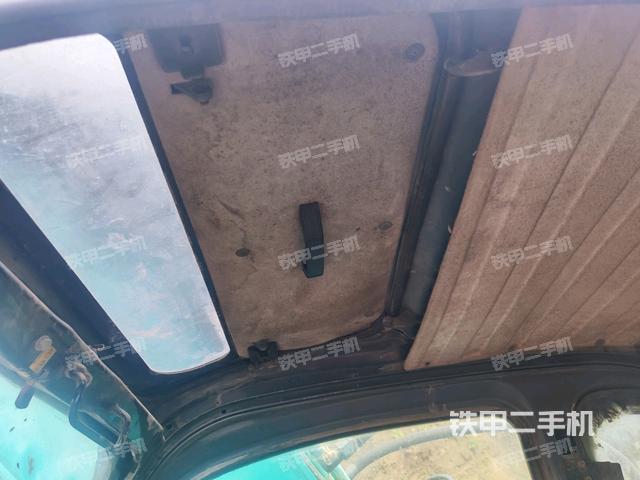 座椅后部(駕駛室部分) 座椅后部(駕駛室部分)