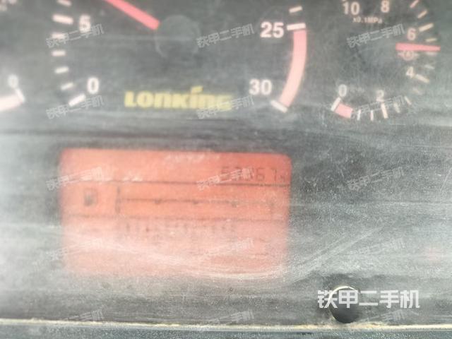 駕駛室操作臺(整機外觀及大件) 駕駛室操作臺(整機外觀及大件)