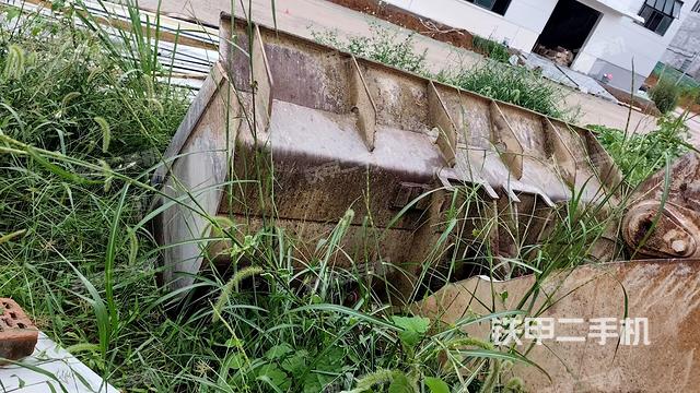 鏟斗前45°(工作裝置) 鏟斗前45°(工作裝置)