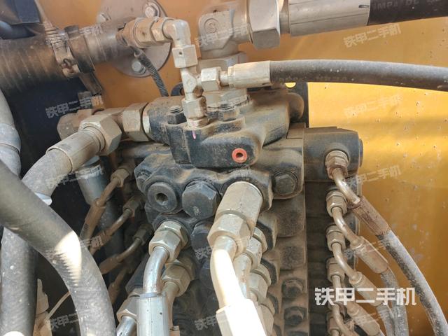 分配閥(上車(chē)部件) 分配閥(上車(chē)部件)