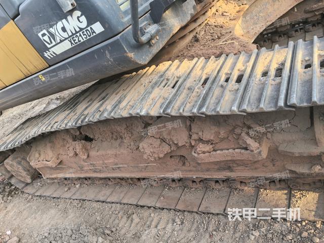 左側(cè)行走馬達(dá)蓋板(行走機(jī)構(gòu)) 左側(cè)行走馬達(dá)蓋板(行走機(jī)構(gòu))