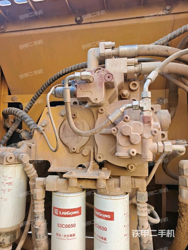 液压泵室（大件舱室）