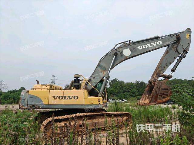 右后45(整機外觀) 右后45(整機外觀)