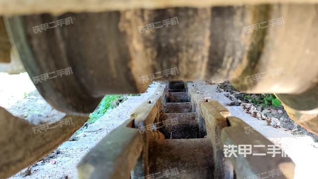 右導(dǎo)向輪(行走機(jī)構(gòu)) 右導(dǎo)向輪(行走機(jī)構(gòu))