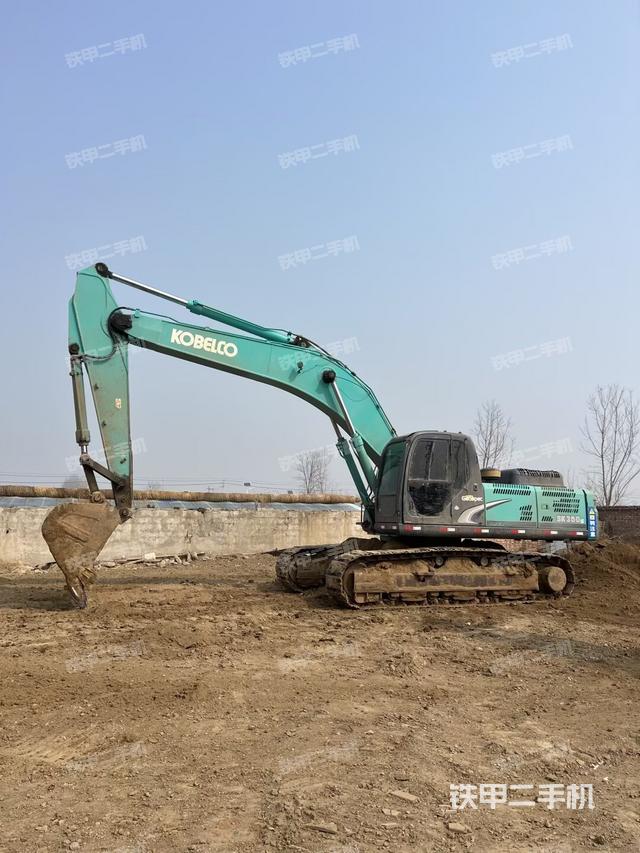 神钢SK350LC-8挖掘机