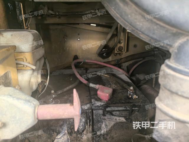 液壓泵斜45?左(大件艙室) 液壓泵斜45?左(大件艙室)