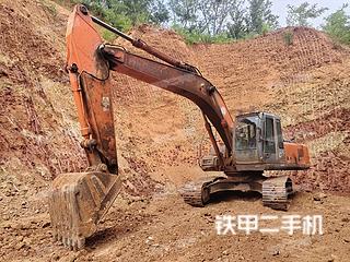 日立ZX240-3G挖掘机实拍图片