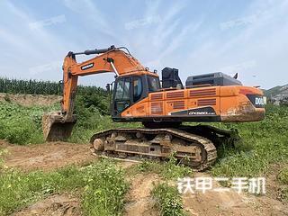 斗山DX520LC-9C挖掘机实拍图片