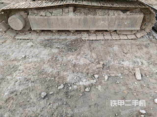 左側履帶整體?(行走機構) 左側履帶整體?(行走機構)