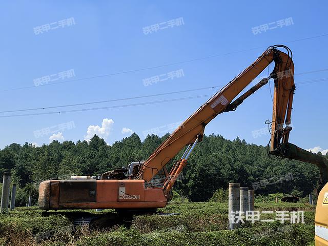驾驶室顶部（整机外观）