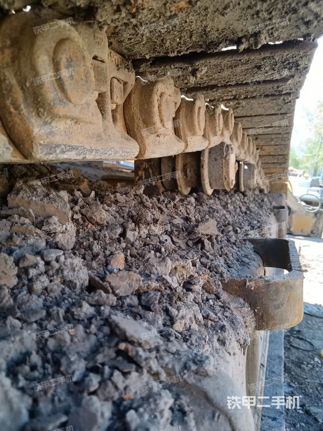 单侧履带整体（整机外观）