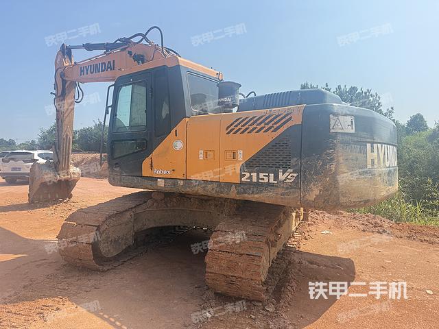 現(xiàn)代R215VS挖掘機(jī)