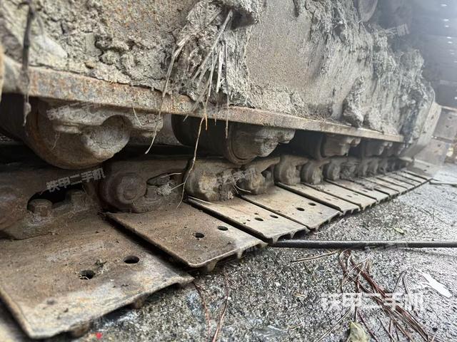 单侧履带整体（整机外观）