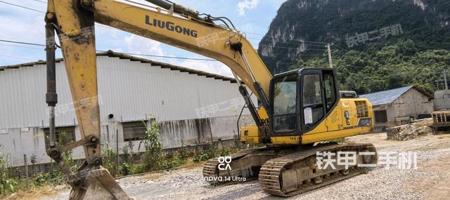 柳工CLG922E挖掘機(jī)