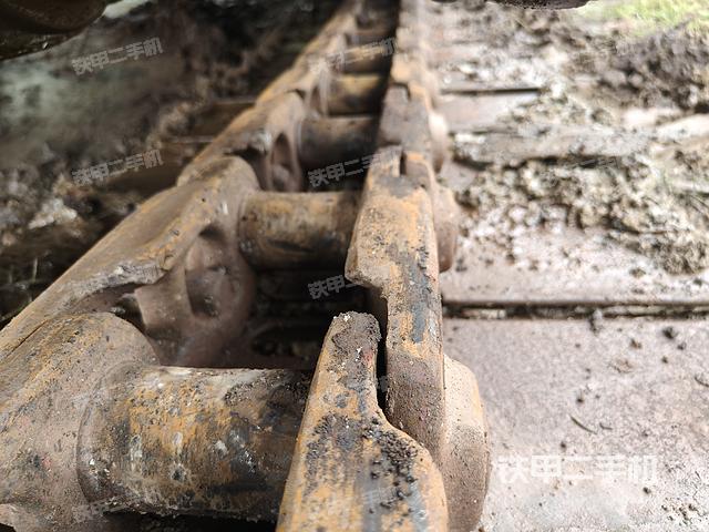 单侧履带整体（整机外观）