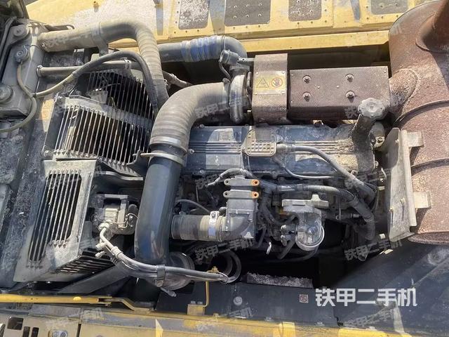 發(fā)動機(jī)整體俯視(整機(jī)外觀) 發(fā)動機(jī)整體俯視(整機(jī)外觀)
