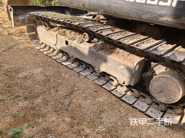 左侧履带整体 （行走机构）