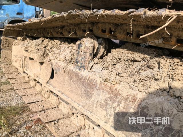 左驅(qū)動(dòng)輪（行走機(jī)構(gòu)）