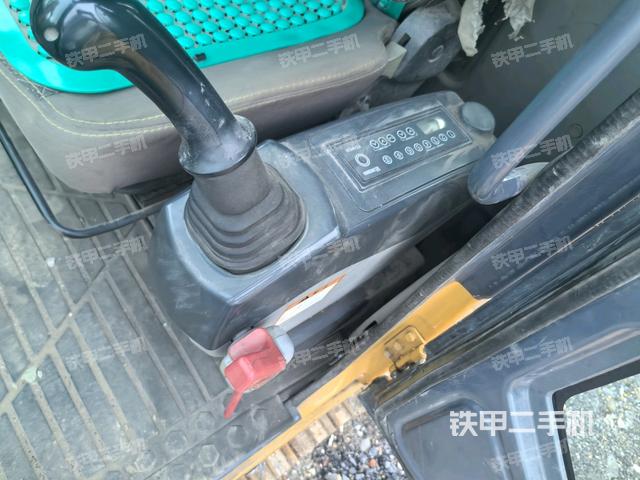 顯示屏?(駕駛室部分) 顯示屏?(駕駛室部分)