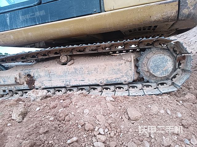 单侧履带整体（整机外观）