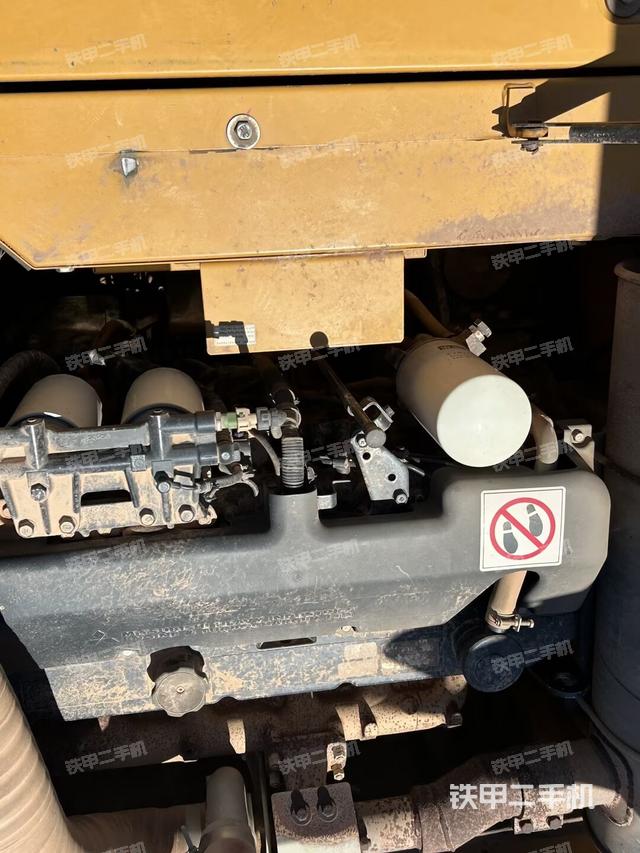 發(fā)動機室(上車部件) 發(fā)動機室(上車部件)