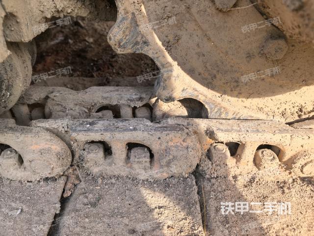 左側(cè)行走馬達(dá)蓋板（行走機(jī)構(gòu)）