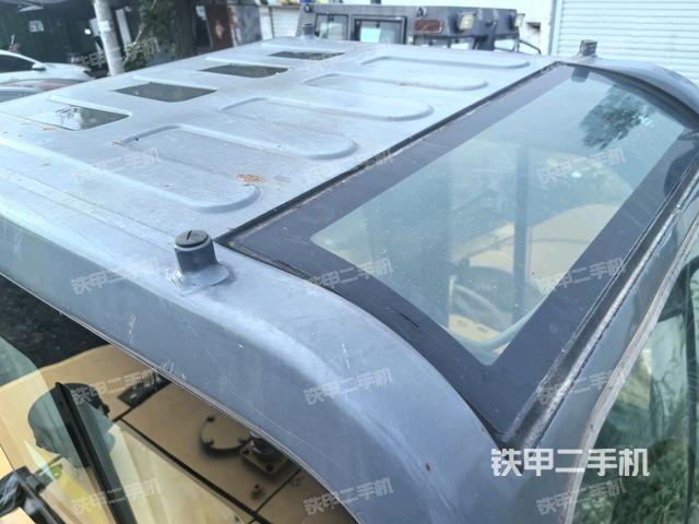 ?駕駛室正側(cè)(駕駛室部分) ?駕駛室正側(cè)(駕駛室部分)