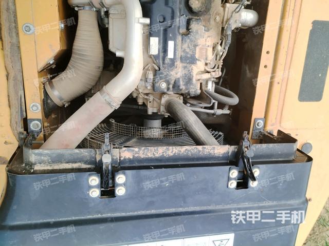 水箱+風扇特寫(上車部件) 水箱+風扇特寫(上車部件)