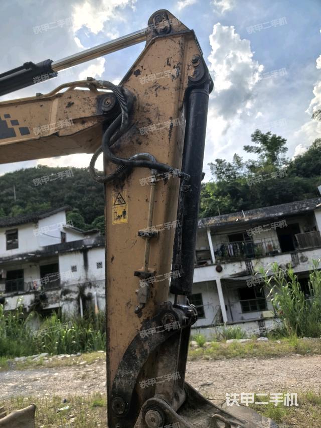 小臂整體左后（工作和回轉(zhuǎn)裝置）