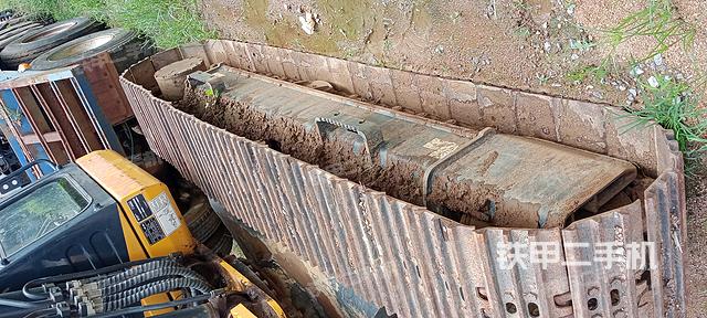 单侧履带整体（整机外观）