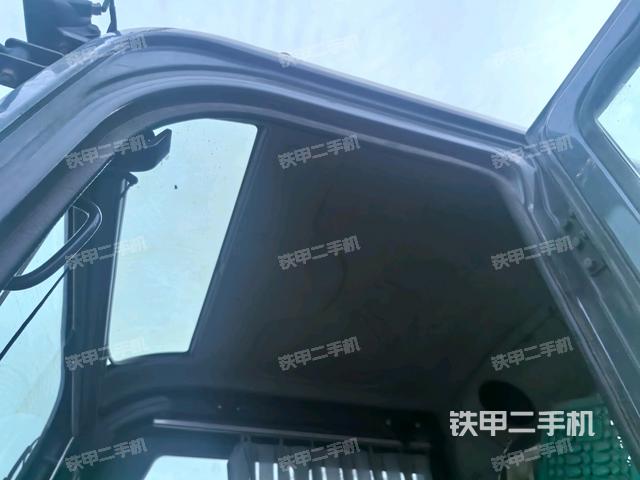 頂棚整體(駕駛室部分) 頂棚整體(駕駛室部分)