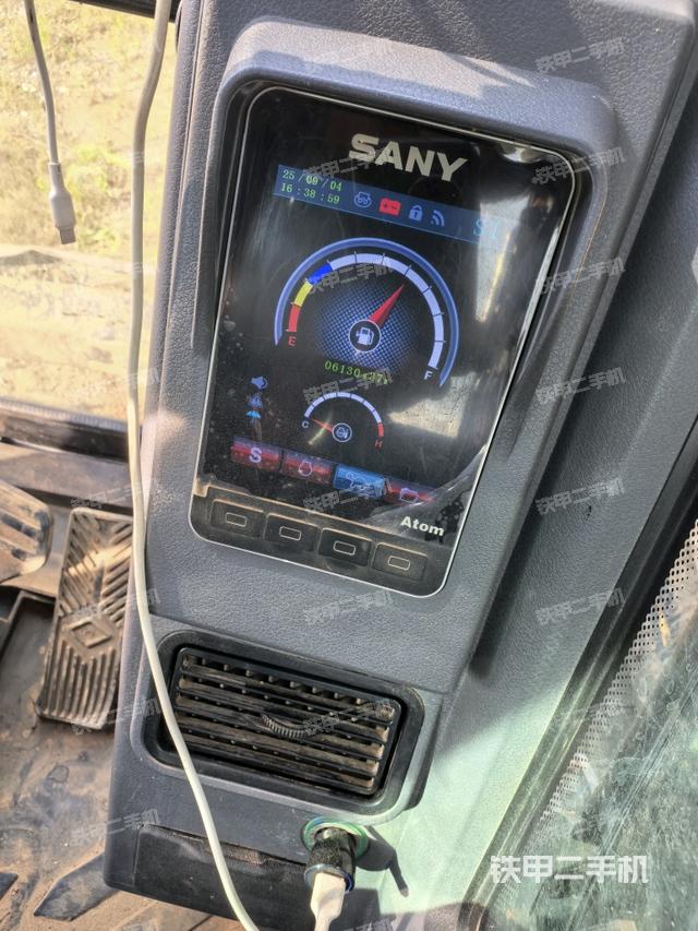 顯示屏?（駕駛室部分）