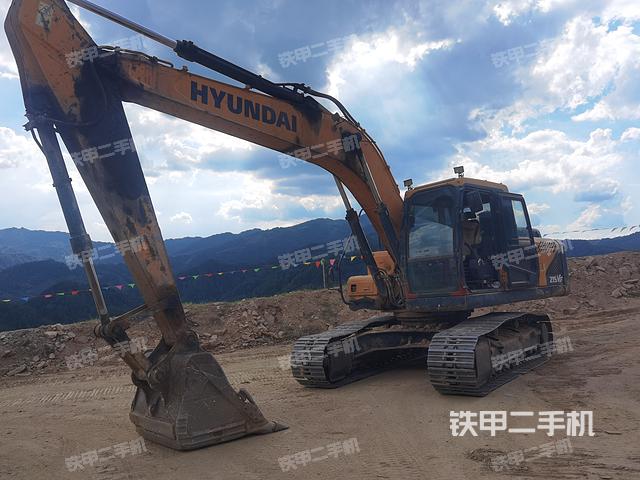 现代R215VS挖掘机