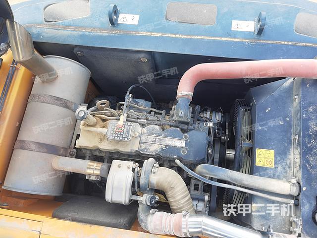 发动机整体俯视(整机外观) 发动机整体俯视(整机外观)
