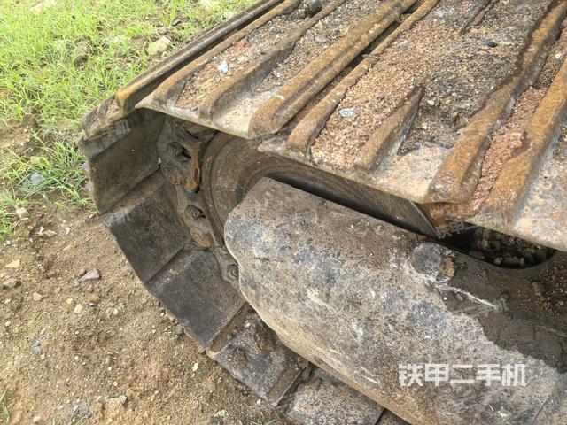 左側(cè)行走馬達(dá)蓋板(行走機(jī)構(gòu)) 左側(cè)行走馬達(dá)蓋板(行走機(jī)構(gòu))